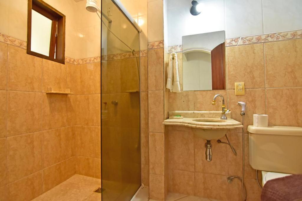 Hotel Velejador,Ha 5 Minutos Do Centro Historico Parati Esterno foto