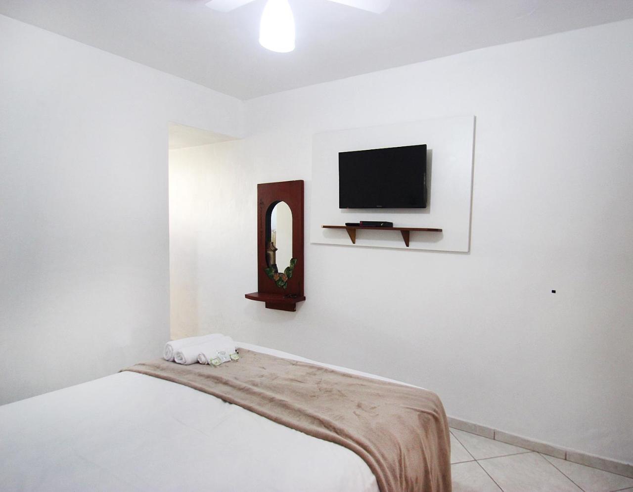 Hotel Velejador,Ha 5 Minutos Do Centro Historico Parati Esterno foto