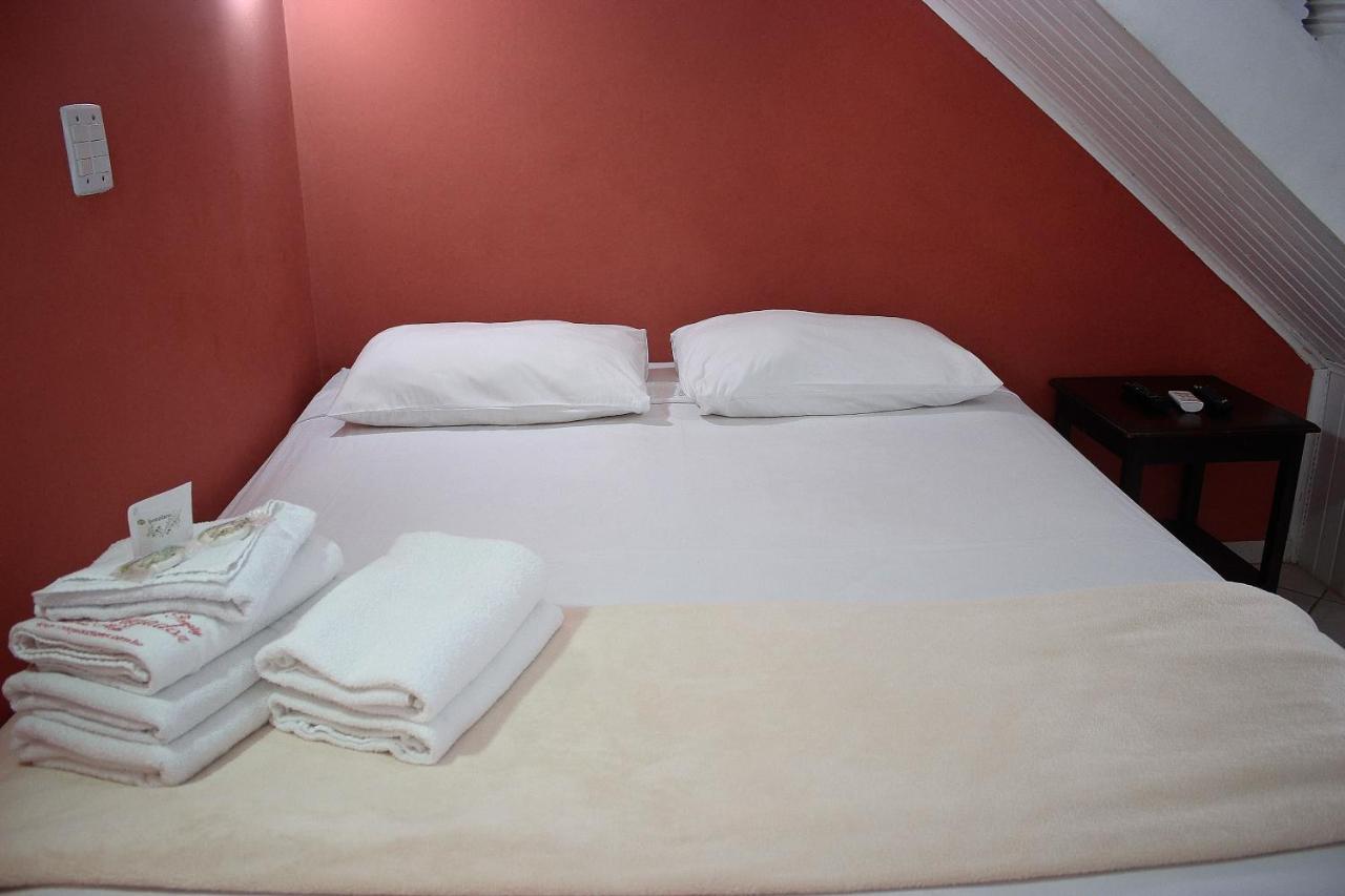 Hotel Velejador,Ha 5 Minutos Do Centro Historico Parati Esterno foto